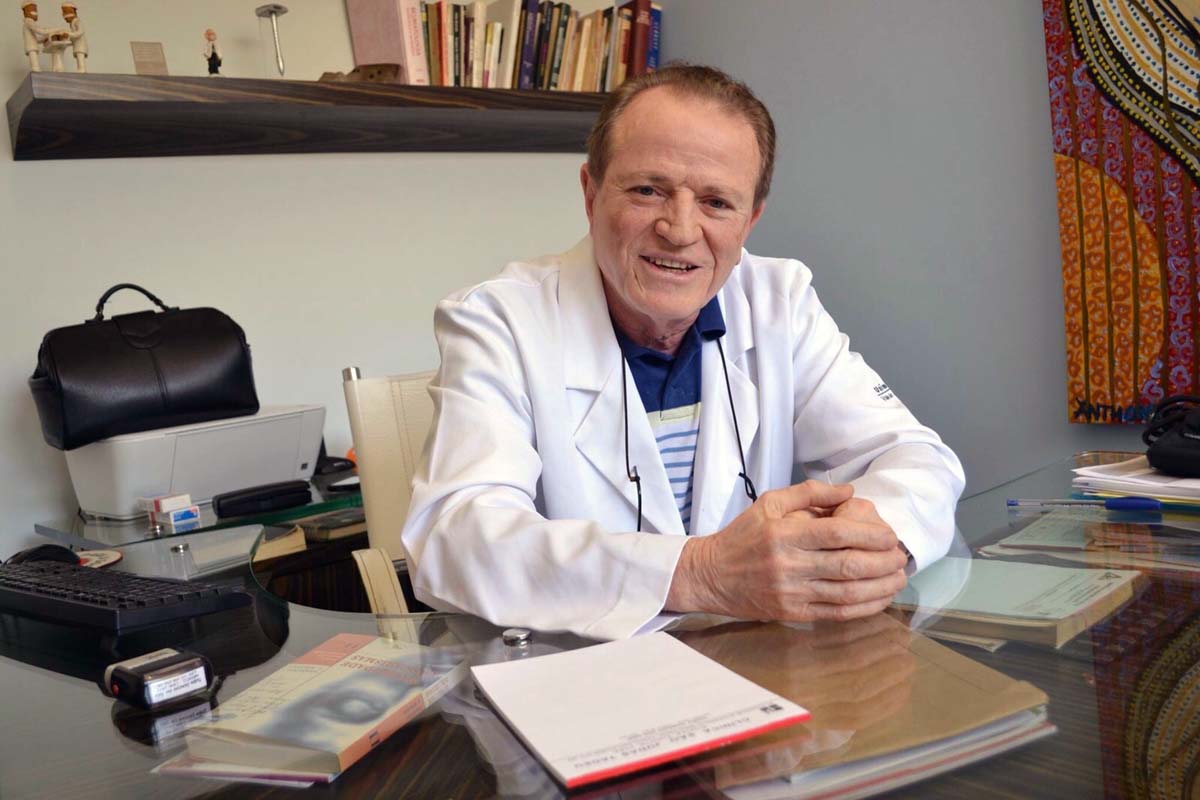 O médico Tadeu Damásio dos Reis é destaque da classe em Minas Gerais